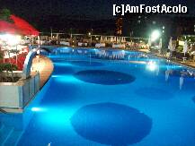 [P14] Piscina- seara » foto by machetrei
 - 
<span class="allrVoted glyphicon glyphicon-heart hidden" id="av251846"></span>
<a class="m-l-10 hidden" id="sv251846" onclick="voting_Foto_DelVot(,251846,1683)" role="button">șterge vot <span class="glyphicon glyphicon-remove"></span></a>
<a id="v9251846" class=" c-red"  onclick="voting_Foto_SetVot(251846)" role="button"><span class="glyphicon glyphicon-heart-empty"></span> <b>LIKE</b> = Votează poza</a> <img class="hidden"  id="f251846W9" src="/imagini/loader.gif" border="0" /><span class="AjErrMes hidden" id="e251846ErM"></span>