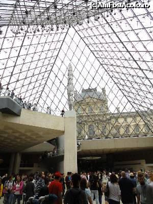 [P15] louvre » foto by simon_niculae
 - 
<span class="allrVoted glyphicon glyphicon-heart hidden" id="av699162"></span>
<a class="m-l-10 hidden" id="sv699162" onclick="voting_Foto_DelVot(,699162,1684)" role="button">șterge vot <span class="glyphicon glyphicon-remove"></span></a>
<a id="v9699162" class=" c-red"  onclick="voting_Foto_SetVot(699162)" role="button"><span class="glyphicon glyphicon-heart-empty"></span> <b>LIKE</b> = Votează poza</a> <img class="hidden"  id="f699162W9" src="/imagini/loader.gif" border="0" /><span class="AjErrMes hidden" id="e699162ErM"></span>