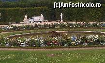 [P13] Statui in Gradinile Versailes, Palatul Versailes. Paris.  » foto by traian.leuca †
 - 
<span class="allrVoted glyphicon glyphicon-heart hidden" id="av399414"></span>
<a class="m-l-10 hidden" id="sv399414" onclick="voting_Foto_DelVot(,399414,1684)" role="button">șterge vot <span class="glyphicon glyphicon-remove"></span></a>
<a id="v9399414" class=" c-red"  onclick="voting_Foto_SetVot(399414)" role="button"><span class="glyphicon glyphicon-heart-empty"></span> <b>LIKE</b> = Votează poza</a> <img class="hidden"  id="f399414W9" src="/imagini/loader.gif" border="0" /><span class="AjErrMes hidden" id="e399414ErM"></span>