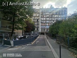 [P20] Aici, in acest bloc, am gasit un apartament cu 3 camere in regim hotelier » foto by dorgo
 - 
<span class="allrVoted glyphicon glyphicon-heart hidden" id="av1548950"></span>
<a class="m-l-10 hidden" id="sv1548950" onclick="voting_Foto_DelVot(,1548950,1684)" role="button">șterge vot <span class="glyphicon glyphicon-remove"></span></a>
<a id="v91548950" class=" c-red"  onclick="voting_Foto_SetVot(1548950)" role="button"><span class="glyphicon glyphicon-heart-empty"></span> <b>LIKE</b> = Votează poza</a> <img class="hidden"  id="f1548950W9" src="/imagini/loader.gif" border="0" /><span class="AjErrMes hidden" id="e1548950ErM"></span>