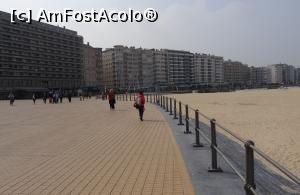 [P12] Faleza are câțiva km dar și blocuri ca pe la noi :)  » foto by BOGDAN DSN
 - 
<span class="allrVoted glyphicon glyphicon-heart hidden" id="av1153062"></span>
<a class="m-l-10 hidden" id="sv1153062" onclick="voting_Foto_DelVot(,1153062,1694)" role="button">șterge vot <span class="glyphicon glyphicon-remove"></span></a>
<a id="v91153062" class=" c-red"  onclick="voting_Foto_SetVot(1153062)" role="button"><span class="glyphicon glyphicon-heart-empty"></span> <b>LIKE</b> = Votează poza</a> <img class="hidden"  id="f1153062W9" src="/imagini/loader.gif" border="0" /><span class="AjErrMes hidden" id="e1153062ErM"></span>