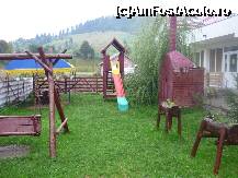 [P04] gradina pensiunii » foto by vladmld
 - 
<span class="allrVoted glyphicon glyphicon-heart hidden" id="av173774"></span>
<a class="m-l-10 hidden" id="sv173774" onclick="voting_Foto_DelVot(,173774,1707)" role="button">șterge vot <span class="glyphicon glyphicon-remove"></span></a>
<a id="v9173774" class=" c-red"  onclick="voting_Foto_SetVot(173774)" role="button"><span class="glyphicon glyphicon-heart-empty"></span> <b>LIKE</b> = Votează poza</a> <img class="hidden"  id="f173774W9" src="/imagini/loader.gif" border="0" /><span class="AjErrMes hidden" id="e173774ErM"></span>