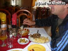 [P18] Dupa ce a savurat o ciorbita radauteanua de neuitat,merge si o fripturica nu? » foto by ghemonica
 - 
<span class="allrVoted glyphicon glyphicon-heart hidden" id="av282165"></span>
<a class="m-l-10 hidden" id="sv282165" onclick="voting_Foto_DelVot(,282165,1707)" role="button">șterge vot <span class="glyphicon glyphicon-remove"></span></a>
<a id="v9282165" class=" c-red"  onclick="voting_Foto_SetVot(282165)" role="button"><span class="glyphicon glyphicon-heart-empty"></span> <b>LIKE</b> = Votează poza</a> <img class="hidden"  id="f282165W9" src="/imagini/loader.gif" border="0" /><span class="AjErrMes hidden" id="e282165ErM"></span>