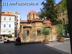 [P10] Biserica Kapnikarea - mica, inchinata in cinstea fecioarei si binecuvantata... cu aer conditionat!!!  » foto by vulpe mihaela
 - 
<span class="allrVoted glyphicon glyphicon-heart hidden" id="av755055"></span>
<a class="m-l-10 hidden" id="sv755055" onclick="voting_Foto_DelVot(,755055,1710)" role="button">șterge vot <span class="glyphicon glyphicon-remove"></span></a>
<a id="v9755055" class=" c-red"  onclick="voting_Foto_SetVot(755055)" role="button"><span class="glyphicon glyphicon-heart-empty"></span> <b>LIKE</b> = Votează poza</a> <img class="hidden"  id="f755055W9" src="/imagini/loader.gif" border="0" /><span class="AjErrMes hidden" id="e755055ErM"></span>