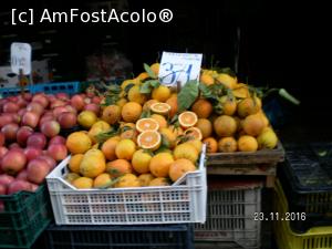 [P02] In piata.  » foto by melena
 - 
<span class="allrVoted glyphicon glyphicon-heart hidden" id="av817439"></span>
<a class="m-l-10 hidden" id="sv817439" onclick="voting_Foto_DelVot(,817439,1710)" role="button">șterge vot <span class="glyphicon glyphicon-remove"></span></a>
<a id="v9817439" class=" c-red"  onclick="voting_Foto_SetVot(817439)" role="button"><span class="glyphicon glyphicon-heart-empty"></span> <b>LIKE</b> = Votează poza</a> <img class="hidden"  id="f817439W9" src="/imagini/loader.gif" border="0" /><span class="AjErrMes hidden" id="e817439ErM"></span>