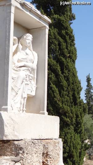 [P02] Cimitirul Antic Kerameikos » foto by Camelia19
 - 
<span class="allrVoted glyphicon glyphicon-heart hidden" id="av565612"></span>
<a class="m-l-10 hidden" id="sv565612" onclick="voting_Foto_DelVot(,565612,1710)" role="button">șterge vot <span class="glyphicon glyphicon-remove"></span></a>
<a id="v9565612" class=" c-red"  onclick="voting_Foto_SetVot(565612)" role="button"><span class="glyphicon glyphicon-heart-empty"></span> <b>LIKE</b> = Votează poza</a> <img class="hidden"  id="f565612W9" src="/imagini/loader.gif" border="0" /><span class="AjErrMes hidden" id="e565612ErM"></span>