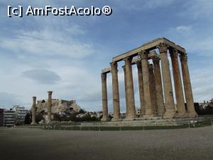 [P17] Templul lui Zeus Olimpianul şi colina Acropole în fundal » foto by irinad
 - 
<span class="allrVoted glyphicon glyphicon-heart hidden" id="av927816"></span>
<a class="m-l-10 hidden" id="sv927816" onclick="voting_Foto_DelVot(,927816,1710)" role="button">șterge vot <span class="glyphicon glyphicon-remove"></span></a>
<a id="v9927816" class=" c-red"  onclick="voting_Foto_SetVot(927816)" role="button"><span class="glyphicon glyphicon-heart-empty"></span> <b>LIKE</b> = Votează poza</a> <img class="hidden"  id="f927816W9" src="/imagini/loader.gif" border="0" /><span class="AjErrMes hidden" id="e927816ErM"></span>