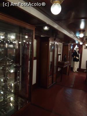 [P07] sala generalilor de pe vaporul muzeu » foto by gcristian
 - 
<span class="allrVoted glyphicon glyphicon-heart hidden" id="av823012"></span>
<a class="m-l-10 hidden" id="sv823012" onclick="voting_Foto_DelVot(,823012,1710)" role="button">șterge vot <span class="glyphicon glyphicon-remove"></span></a>
<a id="v9823012" class=" c-red"  onclick="voting_Foto_SetVot(823012)" role="button"><span class="glyphicon glyphicon-heart-empty"></span> <b>LIKE</b> = Votează poza</a> <img class="hidden"  id="f823012W9" src="/imagini/loader.gif" border="0" /><span class="AjErrMes hidden" id="e823012ErM"></span>