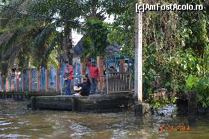 [P09] zambetele thailandezilor adevarati » foto by andreea72
 - 
<span class="allrVoted glyphicon glyphicon-heart hidden" id="av568278"></span>
<a class="m-l-10 hidden" id="sv568278" onclick="voting_Foto_DelVot(,568278,1769)" role="button">șterge vot <span class="glyphicon glyphicon-remove"></span></a>
<a id="v9568278" class=" c-red"  onclick="voting_Foto_SetVot(568278)" role="button"><span class="glyphicon glyphicon-heart-empty"></span> <b>LIKE</b> = Votează poza</a> <img class="hidden"  id="f568278W9" src="/imagini/loader.gif" border="0" /><span class="AjErrMes hidden" id="e568278ErM"></span>