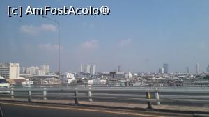 [P03] Bangkok-ul la ora pranzului » foto by angela_tudose
 - 
<span class="allrVoted glyphicon glyphicon-heart hidden" id="av735259"></span>
<a class="m-l-10 hidden" id="sv735259" onclick="voting_Foto_DelVot(,735259,1769)" role="button">șterge vot <span class="glyphicon glyphicon-remove"></span></a>
<a id="v9735259" class=" c-red"  onclick="voting_Foto_SetVot(735259)" role="button"><span class="glyphicon glyphicon-heart-empty"></span> <b>LIKE</b> = Votează poza</a> <img class="hidden"  id="f735259W9" src="/imagini/loader.gif" border="0" /><span class="AjErrMes hidden" id="e735259ErM"></span>