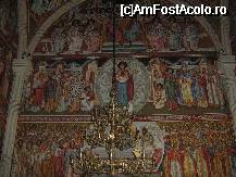 [P92x] pictura interioara a manastirii Putna » foto by cristi82d
 - 
<span class="allrVoted glyphicon glyphicon-heart hidden" id="av30062"></span>
<a class="m-l-10 hidden" id="sv30062" onclick="voting_Foto_DelVot(,30062,1781)" role="button">șterge vot <span class="glyphicon glyphicon-remove"></span></a>
<a id="v930062" class=" c-red"  onclick="voting_Foto_SetVot(30062)" role="button"><span class="glyphicon glyphicon-heart-empty"></span> <b>LIKE</b> = Votează poza</a> <img class="hidden"  id="f30062W9" src="/imagini/loader.gif" border="0" /><span class="AjErrMes hidden" id="e30062ErM"></span>