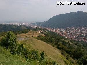 [P09] Vedere spre Brasov, de la Belvedere.  » foto by vp_chris
 - 
<span class="allrVoted glyphicon glyphicon-heart hidden" id="av551922"></span>
<a class="m-l-10 hidden" id="sv551922" onclick="voting_Foto_DelVot(,551922,1828)" role="button">șterge vot <span class="glyphicon glyphicon-remove"></span></a>
<a id="v9551922" class=" c-red"  onclick="voting_Foto_SetVot(551922)" role="button"><span class="glyphicon glyphicon-heart-empty"></span> <b>LIKE</b> = Votează poza</a> <img class="hidden"  id="f551922W9" src="/imagini/loader.gif" border="0" /><span class="AjErrMes hidden" id="e551922ErM"></span>