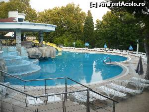 [P16] La piscina » foto by Denis70
 - 
<span class="allrVoted glyphicon glyphicon-heart hidden" id="av540264"></span>
<a class="m-l-10 hidden" id="sv540264" onclick="voting_Foto_DelVot(,540264,1853)" role="button">șterge vot <span class="glyphicon glyphicon-remove"></span></a>
<a id="v9540264" class=" c-red"  onclick="voting_Foto_SetVot(540264)" role="button"><span class="glyphicon glyphicon-heart-empty"></span> <b>LIKE</b> = Votează poza</a> <img class="hidden"  id="f540264W9" src="/imagini/loader.gif" border="0" /><span class="AjErrMes hidden" id="e540264ErM"></span>