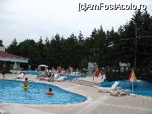 [P05] Vedere piscina:in stanga e cea de copii. » foto by Gargoyle*
 - 
<span class="allrVoted glyphicon glyphicon-heart hidden" id="av16282"></span>
<a class="m-l-10 hidden" id="sv16282" onclick="voting_Foto_DelVot(,16282,1853)" role="button">șterge vot <span class="glyphicon glyphicon-remove"></span></a>
<a id="v916282" class=" c-red"  onclick="voting_Foto_SetVot(16282)" role="button"><span class="glyphicon glyphicon-heart-empty"></span> <b>LIKE</b> = Votează poza</a> <img class="hidden"  id="f16282W9" src="/imagini/loader.gif" border="0" /><span class="AjErrMes hidden" id="e16282ErM"></span>