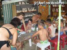 [P11] Langa piscina pentru cei mici, era un atelier unde, contra cost, copilasii pictau diverse figurine. Nu erau tocmai ieftine, dar ideea si cei doi tineri care se ocupau de atelier ma fac sa cred ca trebuie imprumutata si de noi. Fetita noastra a fost mai mult decat incantata. » foto by sharky1973
 - 
<span class="allrVoted glyphicon glyphicon-heart hidden" id="av107024"></span>
<a class="m-l-10 hidden" id="sv107024" onclick="voting_Foto_DelVot(,107024,1859)" role="button">șterge vot <span class="glyphicon glyphicon-remove"></span></a>
<a id="v9107024" class=" c-red"  onclick="voting_Foto_SetVot(107024)" role="button"><span class="glyphicon glyphicon-heart-empty"></span> <b>LIKE</b> = Votează poza</a> <img class="hidden"  id="f107024W9" src="/imagini/loader.gif" border="0" /><span class="AjErrMes hidden" id="e107024ErM"></span>