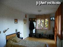 [P02] Camera dubla twin. poza din usa balconului. » foto by cristi46
 - 
<span class="allrVoted glyphicon glyphicon-heart hidden" id="av275122"></span>
<a class="m-l-10 hidden" id="sv275122" onclick="voting_Foto_DelVot(,275122,1863)" role="button">șterge vot <span class="glyphicon glyphicon-remove"></span></a>
<a id="v9275122" class=" c-red"  onclick="voting_Foto_SetVot(275122)" role="button"><span class="glyphicon glyphicon-heart-empty"></span> <b>LIKE</b> = Votează poza</a> <img class="hidden"  id="f275122W9" src="/imagini/loader.gif" border="0" /><span class="AjErrMes hidden" id="e275122ErM"></span>