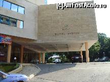 [P01] Intrarea in hotelul Marina » foto by corinne
 - 
<span class="allrVoted glyphicon glyphicon-heart hidden" id="av78111"></span>
<a class="m-l-10 hidden" id="sv78111" onclick="voting_Foto_DelVot(,78111,1866)" role="button">șterge vot <span class="glyphicon glyphicon-remove"></span></a>
<a id="v978111" class=" c-red"  onclick="voting_Foto_SetVot(78111)" role="button"><span class="glyphicon glyphicon-heart-empty"></span> <b>LIKE</b> = Votează poza</a> <img class="hidden"  id="f78111W9" src="/imagini/loader.gif" border="0" /><span class="AjErrMes hidden" id="e78111ErM"></span>