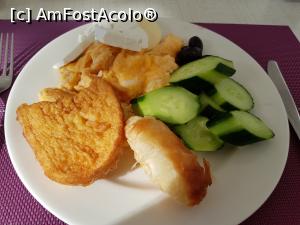 [P31] Hotelul Berlin Golden Beach, Nisipurile de Aur - micul dejun.  » foto by Floryn81
 - 
<span class="allrVoted glyphicon glyphicon-heart hidden" id="av1081420"></span>
<a class="m-l-10 hidden" id="sv1081420" onclick="voting_Foto_DelVot(,1081420,1869)" role="button">șterge vot <span class="glyphicon glyphicon-remove"></span></a>
<a id="v91081420" class=" c-red"  onclick="voting_Foto_SetVot(1081420)" role="button"><span class="glyphicon glyphicon-heart-empty"></span> <b>LIKE</b> = Votează poza</a> <img class="hidden"  id="f1081420W9" src="/imagini/loader.gif" border="0" /><span class="AjErrMes hidden" id="e1081420ErM"></span>