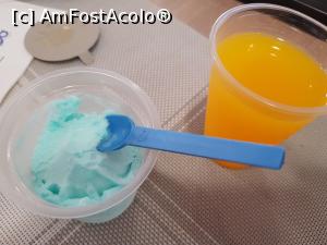 [P45] Hotelul Berlin Golden Beach, Nisipurile de Aur - masa de prânz. Înghețata nu era prea gustoasă.  » foto by Floryn81
 - 
<span class="allrVoted glyphicon glyphicon-heart hidden" id="av1081434"></span>
<a class="m-l-10 hidden" id="sv1081434" onclick="voting_Foto_DelVot(,1081434,1869)" role="button">șterge vot <span class="glyphicon glyphicon-remove"></span></a>
<a id="v91081434" class=" c-red"  onclick="voting_Foto_SetVot(1081434)" role="button"><span class="glyphicon glyphicon-heart-empty"></span> <b>LIKE</b> = Votează poza</a> <img class="hidden"  id="f1081434W9" src="/imagini/loader.gif" border="0" /><span class="AjErrMes hidden" id="e1081434ErM"></span>