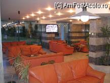 [P05] Receptia hotelului. » foto by anzi*
 - 
<span class="allrVoted glyphicon glyphicon-heart hidden" id="av10477"></span>
<a class="m-l-10 hidden" id="sv10477" onclick="voting_Foto_DelVot(,10477,1869)" role="button">șterge vot <span class="glyphicon glyphicon-remove"></span></a>
<a id="v910477" class=" c-red"  onclick="voting_Foto_SetVot(10477)" role="button"><span class="glyphicon glyphicon-heart-empty"></span> <b>LIKE</b> = Votează poza</a> <img class="hidden"  id="f10477W9" src="/imagini/loader.gif" border="0" /><span class="AjErrMes hidden" id="e10477ErM"></span>