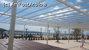 [P03] Terasa restaurantului » foto by cosminap
 - 
<span class="allrVoted glyphicon glyphicon-heart hidden" id="av1067177"></span>
<a class="m-l-10 hidden" id="sv1067177" onclick="voting_Foto_DelVot(,1067177,1869)" role="button">șterge vot <span class="glyphicon glyphicon-remove"></span></a>
<a id="v91067177" class=" c-red"  onclick="voting_Foto_SetVot(1067177)" role="button"><span class="glyphicon glyphicon-heart-empty"></span> <b>LIKE</b> = Votează poza</a> <img class="hidden"  id="f1067177W9" src="/imagini/loader.gif" border="0" /><span class="AjErrMes hidden" id="e1067177ErM"></span>