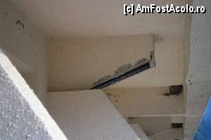 [P14] Nici balcoanele 'vecinilor' nu aratau mai bine... Ramane o enigma 'aerisirea' aia din plafon...  » foto by crisbal
 - 
<span class="allrVoted glyphicon glyphicon-heart hidden" id="av424694"></span>
<a class="m-l-10 hidden" id="sv424694" onclick="voting_Foto_DelVot(,424694,1893)" role="button">șterge vot <span class="glyphicon glyphicon-remove"></span></a>
<a id="v9424694" class=" c-red"  onclick="voting_Foto_SetVot(424694)" role="button"><span class="glyphicon glyphicon-heart-empty"></span> <b>LIKE</b> = Votează poza</a> <img class="hidden"  id="f424694W9" src="/imagini/loader.gif" border="0" /><span class="AjErrMes hidden" id="e424694ErM"></span>