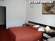 [P01] camera hotel » foto by andreeas
 - 
<span class="allrVoted glyphicon glyphicon-heart hidden" id="av196406"></span>
<a class="m-l-10 hidden" id="sv196406" onclick="voting_Foto_DelVot(,196406,1898)" role="button">șterge vot <span class="glyphicon glyphicon-remove"></span></a>
<a id="v9196406" class=" c-red"  onclick="voting_Foto_SetVot(196406)" role="button"><span class="glyphicon glyphicon-heart-empty"></span> <b>LIKE</b> = Votează poza</a> <img class="hidden"  id="f196406W9" src="/imagini/loader.gif" border="0" /><span class="AjErrMes hidden" id="e196406ErM"></span>