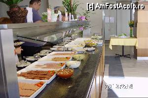 [P11] la mic dejun, una din mesele-vitrina » foto by roth
 - 
<span class="allrVoted glyphicon glyphicon-heart hidden" id="av417451"></span>
<a class="m-l-10 hidden" id="sv417451" onclick="voting_Foto_DelVot(,417451,1924)" role="button">șterge vot <span class="glyphicon glyphicon-remove"></span></a>
<a id="v9417451" class=" c-red"  onclick="voting_Foto_SetVot(417451)" role="button"><span class="glyphicon glyphicon-heart-empty"></span> <b>LIKE</b> = Votează poza</a> <img class="hidden"  id="f417451W9" src="/imagini/loader.gif" border="0" /><span class="AjErrMes hidden" id="e417451ErM"></span>