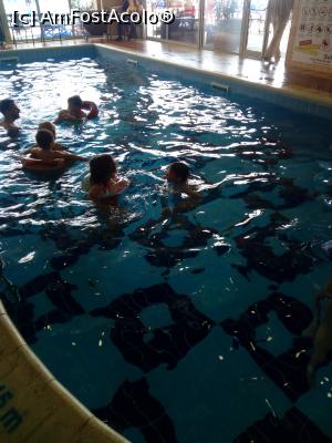 [P13] Piscina interioara » foto by Denisa13
 - 
<span class="allrVoted glyphicon glyphicon-heart hidden" id="av1067207"></span>
<a class="m-l-10 hidden" id="sv1067207" onclick="voting_Foto_DelVot(,1067207,1924)" role="button">șterge vot <span class="glyphicon glyphicon-remove"></span></a>
<a id="v91067207" class=" c-red"  onclick="voting_Foto_SetVot(1067207)" role="button"><span class="glyphicon glyphicon-heart-empty"></span> <b>LIKE</b> = Votează poza</a> <img class="hidden"  id="f1067207W9" src="/imagini/loader.gif" border="0" /><span class="AjErrMes hidden" id="e1067207ErM"></span>
