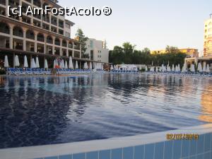 [P17] Piscina » foto by Storia
 - 
<span class="allrVoted glyphicon glyphicon-heart hidden" id="av1099940"></span>
<a class="m-l-10 hidden" id="sv1099940" onclick="voting_Foto_DelVot(,1099940,1941)" role="button">șterge vot <span class="glyphicon glyphicon-remove"></span></a>
<a id="v91099940" class=" c-red"  onclick="voting_Foto_SetVot(1099940)" role="button"><span class="glyphicon glyphicon-heart-empty"></span> <b>LIKE</b> = Votează poza</a> <img class="hidden"  id="f1099940W9" src="/imagini/loader.gif" border="0" /><span class="AjErrMes hidden" id="e1099940ErM"></span>