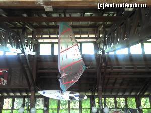 [P25] Club Calimera. Windsurf adevărat, dar folosit doar ca... decor, la unul din locurile de servit masa, în cadrul Clubului » foto by FlorinAndrei
 - 
<span class="allrVoted glyphicon glyphicon-heart hidden" id="av616769"></span>
<a class="m-l-10 hidden" id="sv616769" onclick="voting_Foto_DelVot(,616769,1945)" role="button">șterge vot <span class="glyphicon glyphicon-remove"></span></a>
<a id="v9616769" class=" c-red"  onclick="voting_Foto_SetVot(616769)" role="button"><span class="glyphicon glyphicon-heart-empty"></span> <b>LIKE</b> = Votează poza</a> <img class="hidden"  id="f616769W9" src="/imagini/loader.gif" border="0" /><span class="AjErrMes hidden" id="e616769ErM"></span>