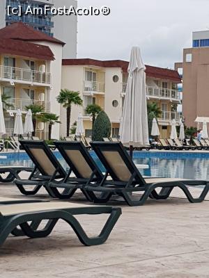 [P06] zona piscinei, in spate se vede corpul D » foto by fla41
 - 
<span class="allrVoted glyphicon glyphicon-heart hidden" id="av1277114"></span>
<a class="m-l-10 hidden" id="sv1277114" onclick="voting_Foto_DelVot(,1277114,1946)" role="button">șterge vot <span class="glyphicon glyphicon-remove"></span></a>
<a id="v91277114" class=" c-red"  onclick="voting_Foto_SetVot(1277114)" role="button"><span class="glyphicon glyphicon-heart-empty"></span> <b>LIKE</b> = Votează poza</a> <img class="hidden"  id="f1277114W9" src="/imagini/loader.gif" border="0" /><span class="AjErrMes hidden" id="e1277114ErM"></span>