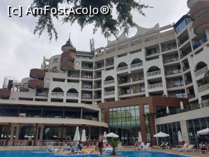 [P02] O parte din hotel de la piscină! » foto by balasa violeta
 - 
<span class="allrVoted glyphicon glyphicon-heart hidden" id="av1235934"></span>
<a class="m-l-10 hidden" id="sv1235934" onclick="voting_Foto_DelVot(,1235934,1951)" role="button">șterge vot <span class="glyphicon glyphicon-remove"></span></a>
<a id="v91235934" class=" c-red"  onclick="voting_Foto_SetVot(1235934)" role="button"><span class="glyphicon glyphicon-heart-empty"></span> <b>LIKE</b> = Votează poza</a> <img class="hidden"  id="f1235934W9" src="/imagini/loader.gif" border="0" /><span class="AjErrMes hidden" id="e1235934ErM"></span>