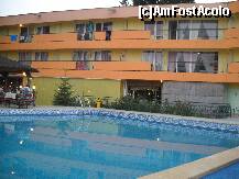 [P24] Piscina hotelului. » foto by fluturas1*
 - 
<span class="allrVoted glyphicon glyphicon-heart hidden" id="av131545"></span>
<a class="m-l-10 hidden" id="sv131545" onclick="voting_Foto_DelVot(,131545,1955)" role="button">șterge vot <span class="glyphicon glyphicon-remove"></span></a>
<a id="v9131545" class=" c-red"  onclick="voting_Foto_SetVot(131545)" role="button"><span class="glyphicon glyphicon-heart-empty"></span> <b>LIKE</b> = Votează poza</a> <img class="hidden"  id="f131545W9" src="/imagini/loader.gif" border="0" /><span class="AjErrMes hidden" id="e131545ErM"></span>