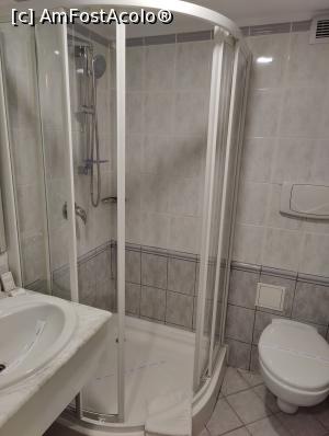 [P12] Baia camerei duble standard, fără vedere la mare, etaj I » foto by creivean
 - 
<span class="allrVoted glyphicon glyphicon-heart hidden" id="av1302836"></span>
<a class="m-l-10 hidden" id="sv1302836" onclick="voting_Foto_DelVot(,1302836,1957)" role="button">șterge vot <span class="glyphicon glyphicon-remove"></span></a>
<a id="v91302836" class=" c-red"  onclick="voting_Foto_SetVot(1302836)" role="button"><span class="glyphicon glyphicon-heart-empty"></span> <b>LIKE</b> = Votează poza</a> <img class="hidden"  id="f1302836W9" src="/imagini/loader.gif" border="0" /><span class="AjErrMes hidden" id="e1302836ErM"></span>