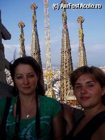 [P12] in turn Sagrada Familia » foto by andreilina
 - 
<span class="allrVoted glyphicon glyphicon-heart hidden" id="av8549"></span>
<a class="m-l-10 hidden" id="sv8549" onclick="voting_Foto_DelVot(,8549,1999)" role="button">șterge vot <span class="glyphicon glyphicon-remove"></span></a>
<a id="v98549" class=" c-red"  onclick="voting_Foto_SetVot(8549)" role="button"><span class="glyphicon glyphicon-heart-empty"></span> <b>LIKE</b> = Votează poza</a> <img class="hidden"  id="f8549W9" src="/imagini/loader.gif" border="0" /><span class="AjErrMes hidden" id="e8549ErM"></span>