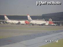 [P08] pe aeroport spre locul de debarcare, care e cam departe dar asta e am venit cu un LOW. » foto by roth
 - 
<span class="allrVoted glyphicon glyphicon-heart hidden" id="av266045"></span>
<a class="m-l-10 hidden" id="sv266045" onclick="voting_Foto_DelVot(,266045,1999)" role="button">șterge vot <span class="glyphicon glyphicon-remove"></span></a>
<a id="v9266045" class=" c-red"  onclick="voting_Foto_SetVot(266045)" role="button"><span class="glyphicon glyphicon-heart-empty"></span> <b>LIKE</b> = Votează poza</a> <img class="hidden"  id="f266045W9" src="/imagini/loader.gif" border="0" /><span class="AjErrMes hidden" id="e266045ErM"></span>