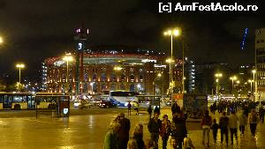 [P01] Mall-ul Las Arenas. În partea din stânga se poate vedea liftul panoramic.  » foto by iuliaen
 - 
<span class="allrVoted glyphicon glyphicon-heart hidden" id="av614524"></span>
<a class="m-l-10 hidden" id="sv614524" onclick="voting_Foto_DelVot(,614524,1999)" role="button">șterge vot <span class="glyphicon glyphicon-remove"></span></a>
<a id="v9614524" class=" c-red"  onclick="voting_Foto_SetVot(614524)" role="button"><span class="glyphicon glyphicon-heart-empty"></span> <b>LIKE</b> = Votează poza</a> <img class="hidden"  id="f614524W9" src="/imagini/loader.gif" border="0" /><span class="AjErrMes hidden" id="e614524ErM"></span>