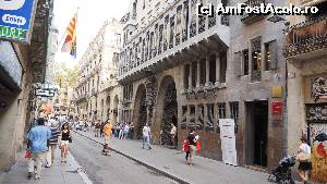[P19] Palatul Guell, opera a lui Gaudi.  » foto by ania
 - 
<span class="allrVoted glyphicon glyphicon-heart hidden" id="av569477"></span>
<a class="m-l-10 hidden" id="sv569477" onclick="voting_Foto_DelVot(,569477,1999)" role="button">șterge vot <span class="glyphicon glyphicon-remove"></span></a>
<a id="v9569477" class=" c-red"  onclick="voting_Foto_SetVot(569477)" role="button"><span class="glyphicon glyphicon-heart-empty"></span> <b>LIKE</b> = Votează poza</a> <img class="hidden"  id="f569477W9" src="/imagini/loader.gif" border="0" /><span class="AjErrMes hidden" id="e569477ErM"></span>