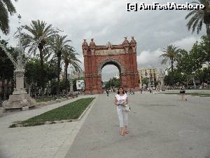 [P23] Arc del Triomf, intrarea in parc de la Ciutadella.  » foto by simon_niculae
 - 
<span class="allrVoted glyphicon glyphicon-heart hidden" id="av521907"></span>
<a class="m-l-10 hidden" id="sv521907" onclick="voting_Foto_DelVot(,521907,1999)" role="button">șterge vot <span class="glyphicon glyphicon-remove"></span></a>
<a id="v9521907" class=" c-red"  onclick="voting_Foto_SetVot(521907)" role="button"><span class="glyphicon glyphicon-heart-empty"></span> <b>LIKE</b> = Votează poza</a> <img class="hidden"  id="f521907W9" src="/imagini/loader.gif" border="0" /><span class="AjErrMes hidden" id="e521907ErM"></span>