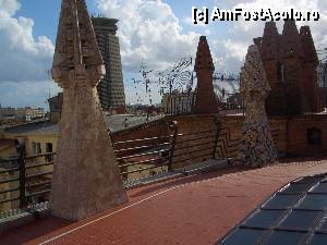 [P29] Palau Guell... pe acoperis...  » foto by marcemicu
 - 
<span class="allrVoted glyphicon glyphicon-heart hidden" id="av382834"></span>
<a class="m-l-10 hidden" id="sv382834" onclick="voting_Foto_DelVot(,382834,1999)" role="button">șterge vot <span class="glyphicon glyphicon-remove"></span></a>
<a id="v9382834" class=" c-red"  onclick="voting_Foto_SetVot(382834)" role="button"><span class="glyphicon glyphicon-heart-empty"></span> <b>LIKE</b> = Votează poza</a> <img class="hidden"  id="f382834W9" src="/imagini/loader.gif" border="0" /><span class="AjErrMes hidden" id="e382834ErM"></span>