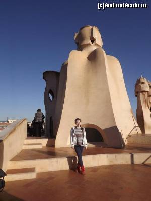 [P01] pe terasa de la Casa Mila » foto by robert
 - 
<span class="allrVoted glyphicon glyphicon-heart hidden" id="av626688"></span>
<a class="m-l-10 hidden" id="sv626688" onclick="voting_Foto_DelVot(,626688,1999)" role="button">șterge vot <span class="glyphicon glyphicon-remove"></span></a>
<a id="v9626688" class=" c-red"  onclick="voting_Foto_SetVot(626688)" role="button"><span class="glyphicon glyphicon-heart-empty"></span> <b>LIKE</b> = Votează poza</a> <img class="hidden"  id="f626688W9" src="/imagini/loader.gif" border="0" /><span class="AjErrMes hidden" id="e626688ErM"></span>