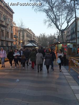 [P01] bulevardul Ramblas » foto by robert
 - 
<span class="allrVoted glyphicon glyphicon-heart hidden" id="av1172078"></span>
<a class="m-l-10 hidden" id="sv1172078" onclick="voting_Foto_DelVot(,1172078,1999)" role="button">șterge vot <span class="glyphicon glyphicon-remove"></span></a>
<a id="v91172078" class=" c-red"  onclick="voting_Foto_SetVot(1172078)" role="button"><span class="glyphicon glyphicon-heart-empty"></span> <b>LIKE</b> = Votează poza</a> <img class="hidden"  id="f1172078W9" src="/imagini/loader.gif" border="0" /><span class="AjErrMes hidden" id="e1172078ErM"></span>