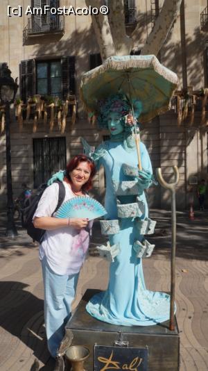 [P36] alt artist stradal pe rambla » foto by adutza_ghiocel
 - 
<span class="allrVoted glyphicon glyphicon-heart hidden" id="av919563"></span>
<a class="m-l-10 hidden" id="sv919563" onclick="voting_Foto_DelVot(,919563,1999)" role="button">șterge vot <span class="glyphicon glyphicon-remove"></span></a>
<a id="v9919563" class=" c-red"  onclick="voting_Foto_SetVot(919563)" role="button"><span class="glyphicon glyphicon-heart-empty"></span> <b>LIKE</b> = Votează poza</a> <img class="hidden"  id="f919563W9" src="/imagini/loader.gif" border="0" /><span class="AjErrMes hidden" id="e919563ErM"></span>