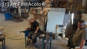 [P74] atelierul de sticlarie din poble espanyol. demonstratie.  » foto by adutza_ghiocel
 - 
<span class="allrVoted glyphicon glyphicon-heart hidden" id="av920253"></span>
<a class="m-l-10 hidden" id="sv920253" onclick="voting_Foto_DelVot(,920253,1999)" role="button">șterge vot <span class="glyphicon glyphicon-remove"></span></a>
<a id="v9920253" class=" c-red"  onclick="voting_Foto_SetVot(920253)" role="button"><span class="glyphicon glyphicon-heart-empty"></span> <b>LIKE</b> = Votează poza</a> <img class="hidden"  id="f920253W9" src="/imagini/loader.gif" border="0" /><span class="AjErrMes hidden" id="e920253ErM"></span>