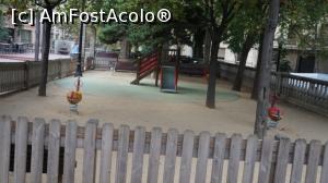 [P89] asa saracacios arata un mic parc dintre blocuri in oras. stau destul de rau la acest capitol.  » foto by adutza_ghiocel
 - 
<span class="allrVoted glyphicon glyphicon-heart hidden" id="av920268"></span>
<a class="m-l-10 hidden" id="sv920268" onclick="voting_Foto_DelVot(,920268,1999)" role="button">șterge vot <span class="glyphicon glyphicon-remove"></span></a>
<a id="v9920268" class=" c-red"  onclick="voting_Foto_SetVot(920268)" role="button"><span class="glyphicon glyphicon-heart-empty"></span> <b>LIKE</b> = Votează poza</a> <img class="hidden"  id="f920268W9" src="/imagini/loader.gif" border="0" /><span class="AjErrMes hidden" id="e920268ErM"></span>