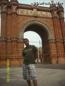 [P04] Arcul de Triumf din Barcelona » foto by tonymaestrul*
 - 
<span class="allrVoted glyphicon glyphicon-heart hidden" id="av334153"></span>
<a class="m-l-10 hidden" id="sv334153" onclick="voting_Foto_DelVot(,334153,1999)" role="button">șterge vot <span class="glyphicon glyphicon-remove"></span></a>
<a id="v9334153" class=" c-red"  onclick="voting_Foto_SetVot(334153)" role="button"><span class="glyphicon glyphicon-heart-empty"></span> <b>LIKE</b> = Votează poza</a> <img class="hidden"  id="f334153W9" src="/imagini/loader.gif" border="0" /><span class="AjErrMes hidden" id="e334153ErM"></span>