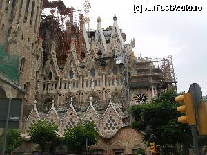 [P02] Sagrada Familia - Barcelona » foto by yuly68*
 - 
<span class="allrVoted glyphicon glyphicon-heart hidden" id="av387576"></span>
<a class="m-l-10 hidden" id="sv387576" onclick="voting_Foto_DelVot(,387576,1999)" role="button">șterge vot <span class="glyphicon glyphicon-remove"></span></a>
<a id="v9387576" class=" c-red"  onclick="voting_Foto_SetVot(387576)" role="button"><span class="glyphicon glyphicon-heart-empty"></span> <b>LIKE</b> = Votează poza</a> <img class="hidden"  id="f387576W9" src="/imagini/loader.gif" border="0" /><span class="AjErrMes hidden" id="e387576ErM"></span>