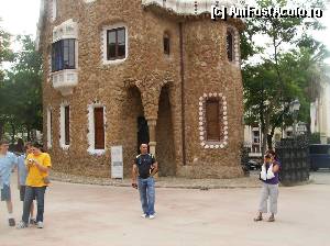 [P08] Casuta de la intrarea in parcul Guell - Barcelona » foto by yuly68*
 - 
<span class="allrVoted glyphicon glyphicon-heart hidden" id="av387582"></span>
<a class="m-l-10 hidden" id="sv387582" onclick="voting_Foto_DelVot(,387582,1999)" role="button">șterge vot <span class="glyphicon glyphicon-remove"></span></a>
<a id="v9387582" class=" c-red"  onclick="voting_Foto_SetVot(387582)" role="button"><span class="glyphicon glyphicon-heart-empty"></span> <b>LIKE</b> = Votează poza</a> <img class="hidden"  id="f387582W9" src="/imagini/loader.gif" border="0" /><span class="AjErrMes hidden" id="e387582ErM"></span>