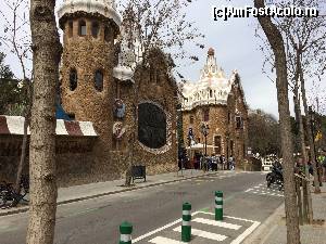 [P29] Parc Guell (la intrare)  » foto by Aurici
 - 
<span class="allrVoted glyphicon glyphicon-heart hidden" id="av611451"></span>
<a class="m-l-10 hidden" id="sv611451" onclick="voting_Foto_DelVot(,611451,1999)" role="button">șterge vot <span class="glyphicon glyphicon-remove"></span></a>
<a id="v9611451" class=" c-red"  onclick="voting_Foto_SetVot(611451)" role="button"><span class="glyphicon glyphicon-heart-empty"></span> <b>LIKE</b> = Votează poza</a> <img class="hidden"  id="f611451W9" src="/imagini/loader.gif" border="0" /><span class="AjErrMes hidden" id="e611451ErM"></span>